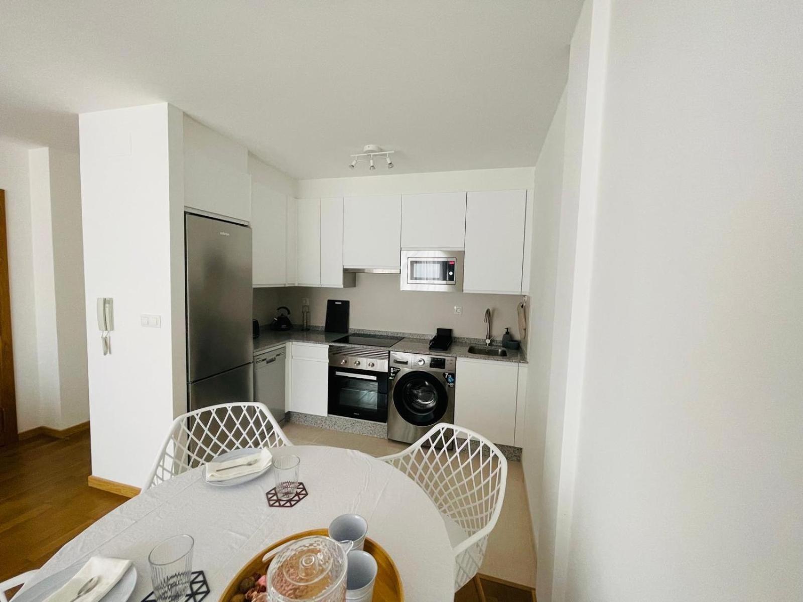 Apartamento Beirada 1 En Porto De Portocubelo Con Parking Lira  Eksteriør billede