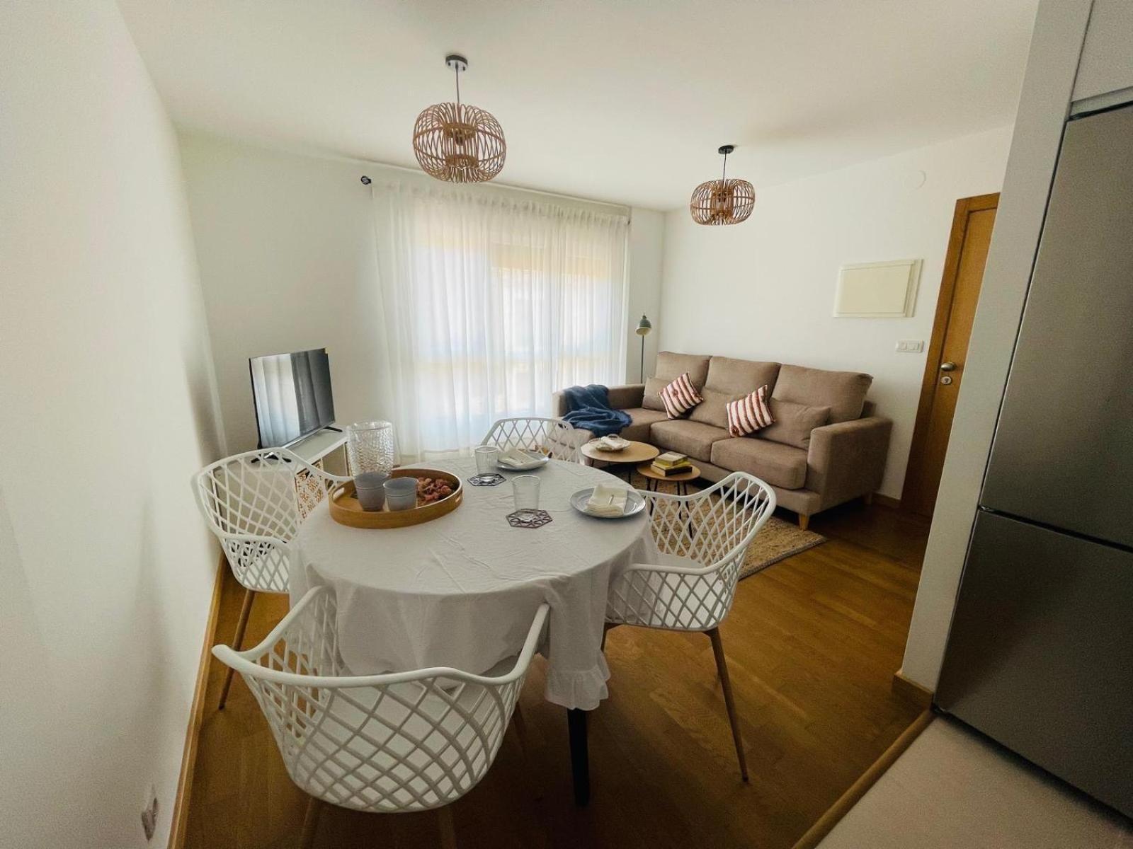 Apartamento Beirada 1 En Porto De Portocubelo Con Parking Lira  Eksteriør billede